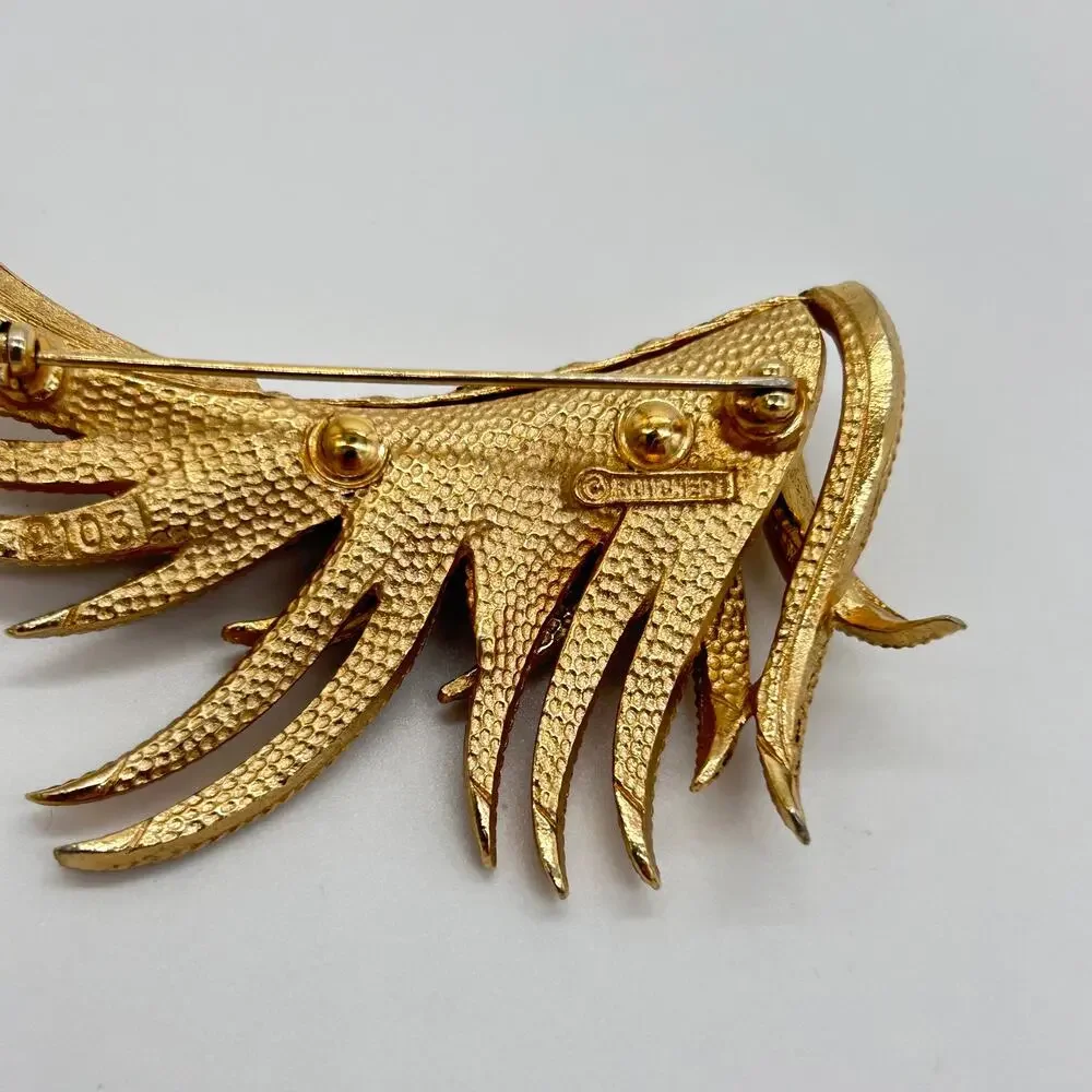 Vintage Boucher Brooch Signed Numbered 2103 Gold Tone Feather Wing Leaf Jewelry